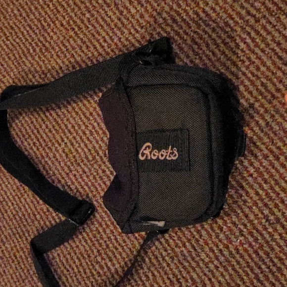 Roots camera bag - Picture 2 of 3